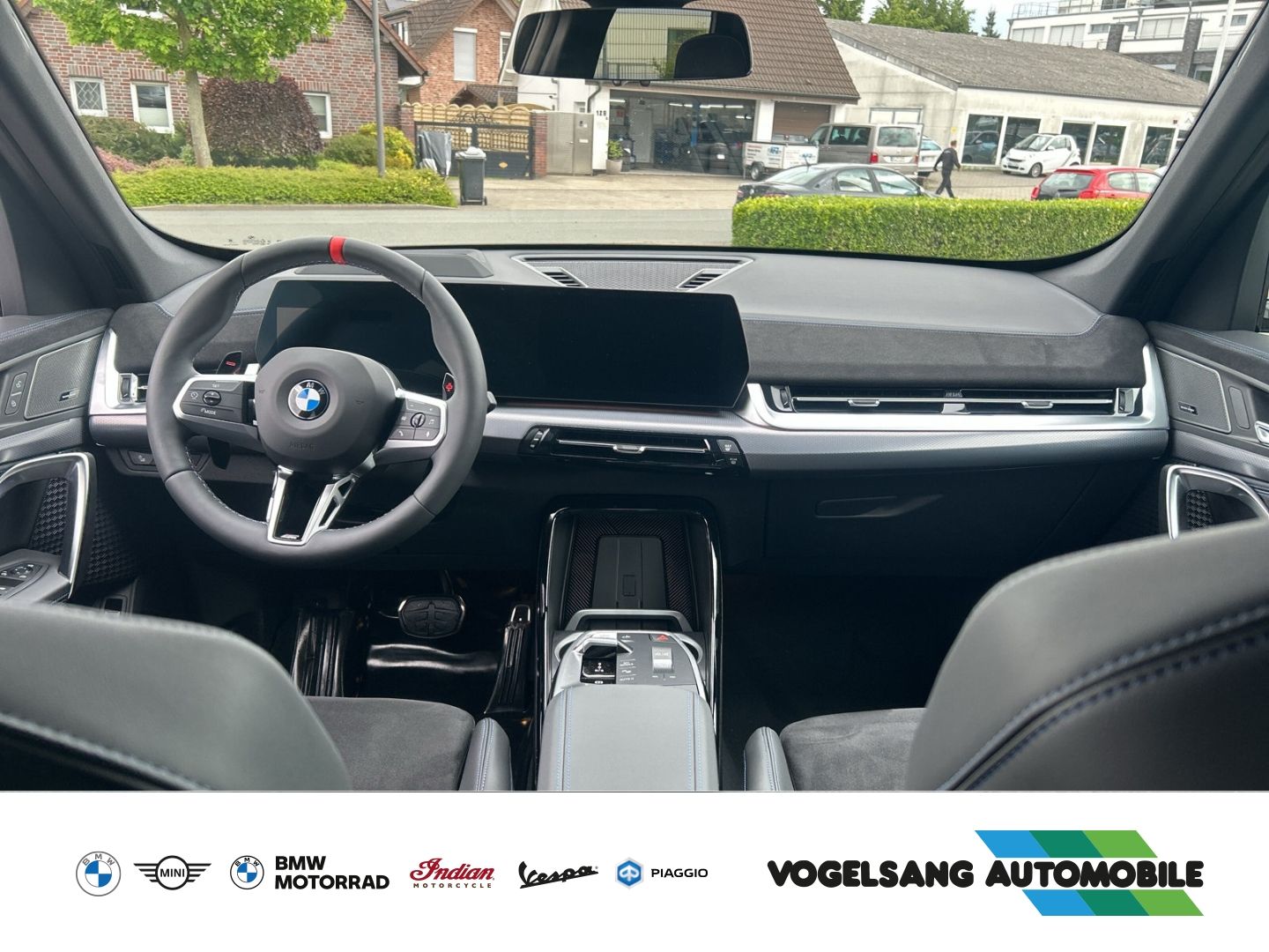 Fahrzeugabbildung BMW X1 M35i xDrive M Sport Pro Innovationspaket Pano