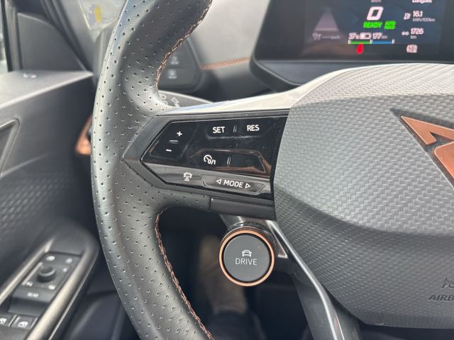Born 170 kW 62KwH *Pilot M/Tech M/Winterpaket*
