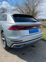 Audi 55 TFSI+Werksgarantie 2027+B&O+Matrix+Pano+Lu - Audi Q8 in München