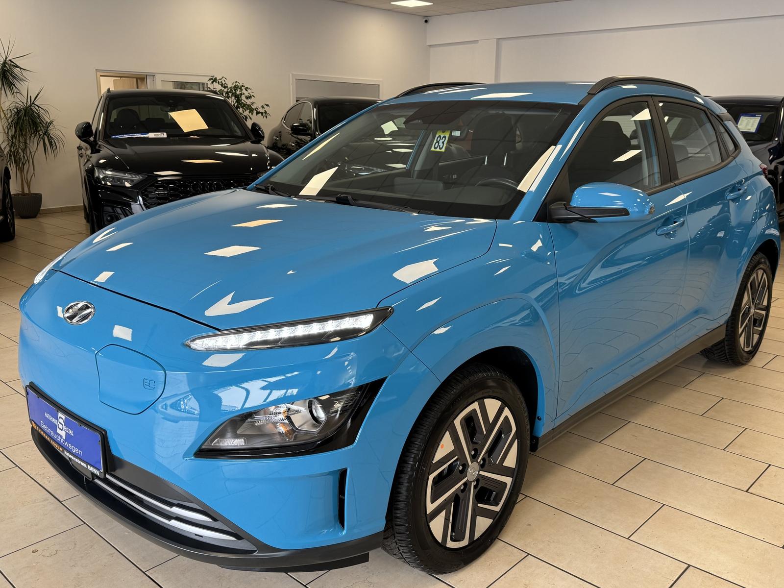 Hyundai KONA Kona Select 2WD CarPlay*W-Paket*1H*ACC*R-Cam*PDC