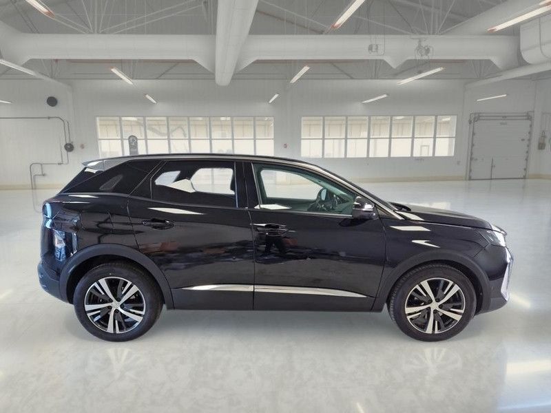 Peugeot PEUGEOT 3008 BLUEHDI 130 EAT8 SES ALLURE AUTO SU imagem 3