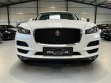 Jaguar F-Pace 2.0 Diesel KAT Prestige AWD - Jaguar Gebrauchtwagen in Bremen