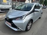 Toyota Aygo AYGO x-play Team D*EU6*HU AU*kamera*garanti - Toyota in Bremen: Aygo