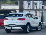 BMW X2 sDrive18i LED Navi AHK Parkassist PDC Aut. - gebrauchte BMW X2 aus dem Jahr 2023