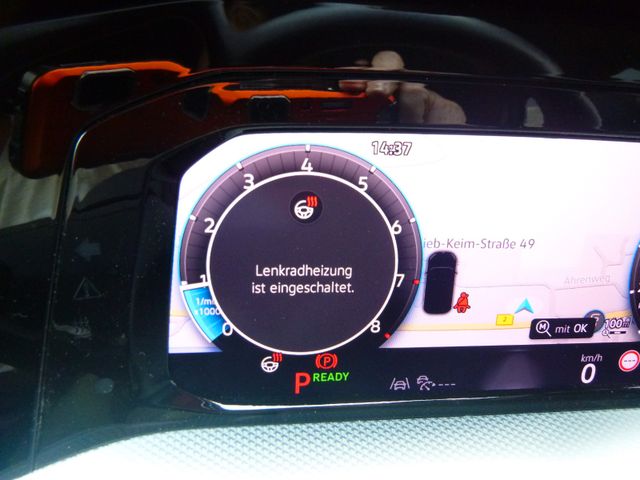 Fahrzeugabbildung Volkswagen Golf VIII 1.5 eTSI Goal >AUT/KAM/NAVI/LED<