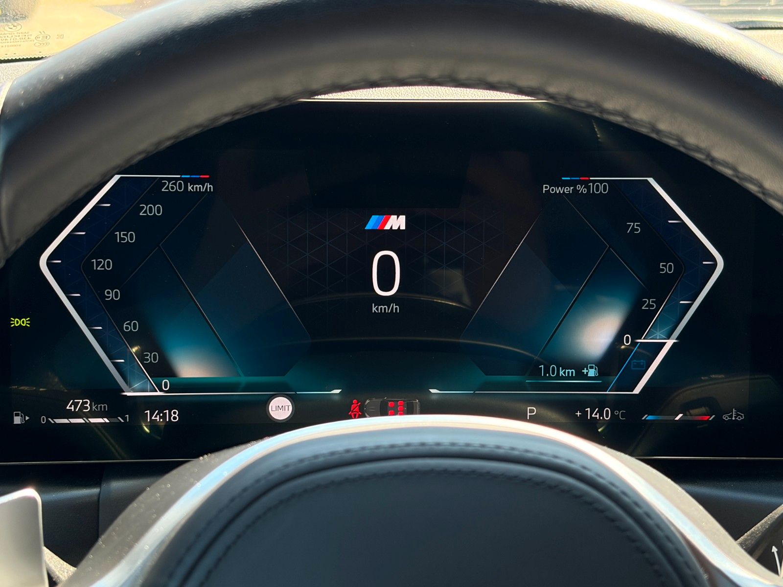 Fahrzeugabbildung BMW 320i Limo M Sport TEMP HD GSD Galvanik Alcantara