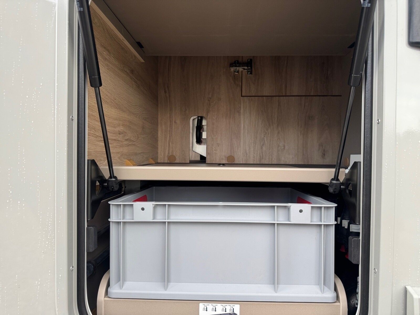 Fahrzeugabbildung Eura Mobil Integra Line GT IL 726 EF Mondial+, Mark. ,170PS