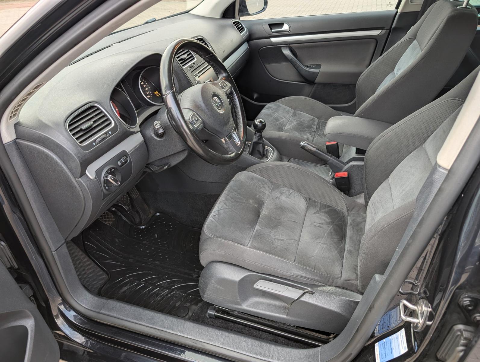 Volkswagen Golf 2011 — photo 9