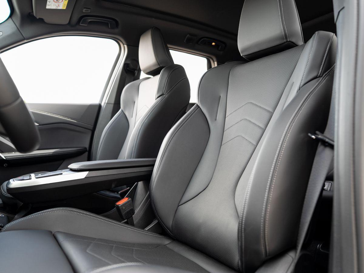 BMW X1 sDrive20i M-Sport AHK PANO ACC KoZg AdLED LRH