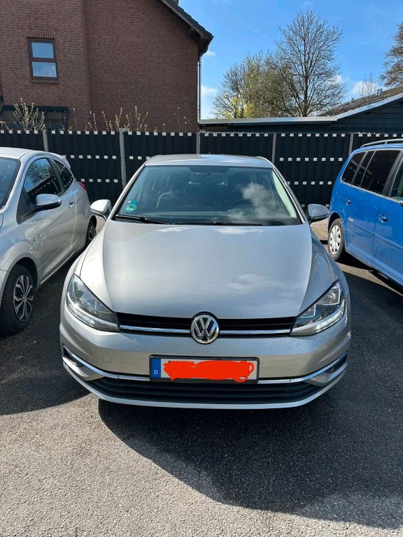 Image of Volkswagen Golf