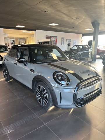 MINI Cooper S MINI Yours Trim HK Panorama Garantie