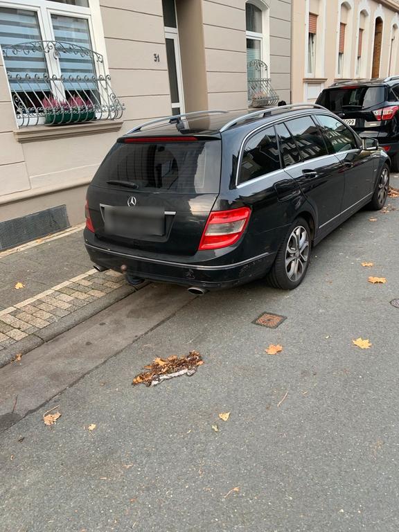 Mercedes-Benz C 320