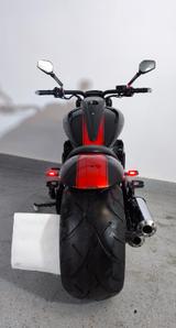 Suzuki Intruder VZR 1800 - SUZUKI SCHWARZ
