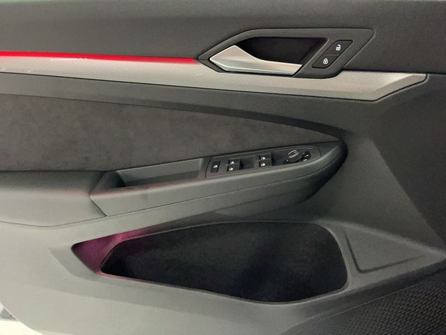 Golf VIII Variant Style 2.0 TDI DSG FACEL. LED