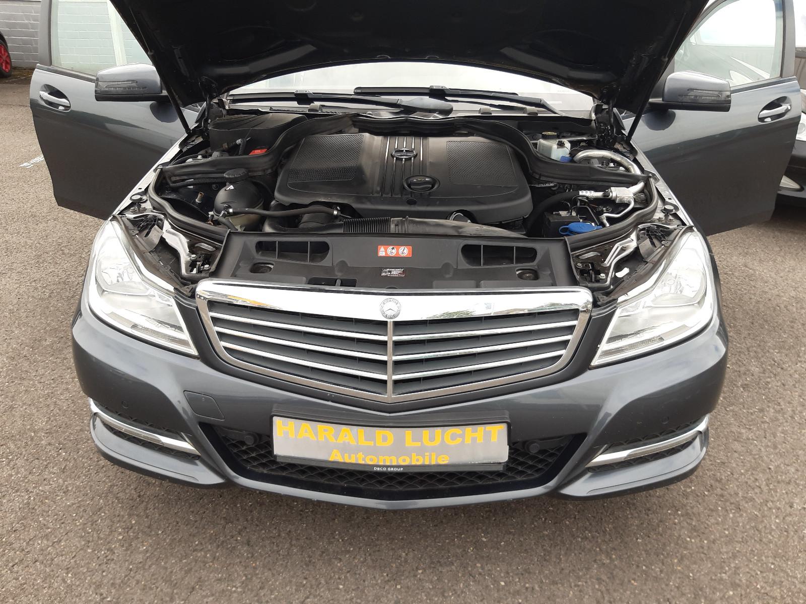 Mercedes-Benz C180 2014 — photo 13