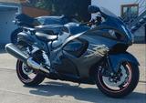 Suzuki Hayabusa GSX 1300 RK8  - SUZUKI GSX1300R HAYABUSA