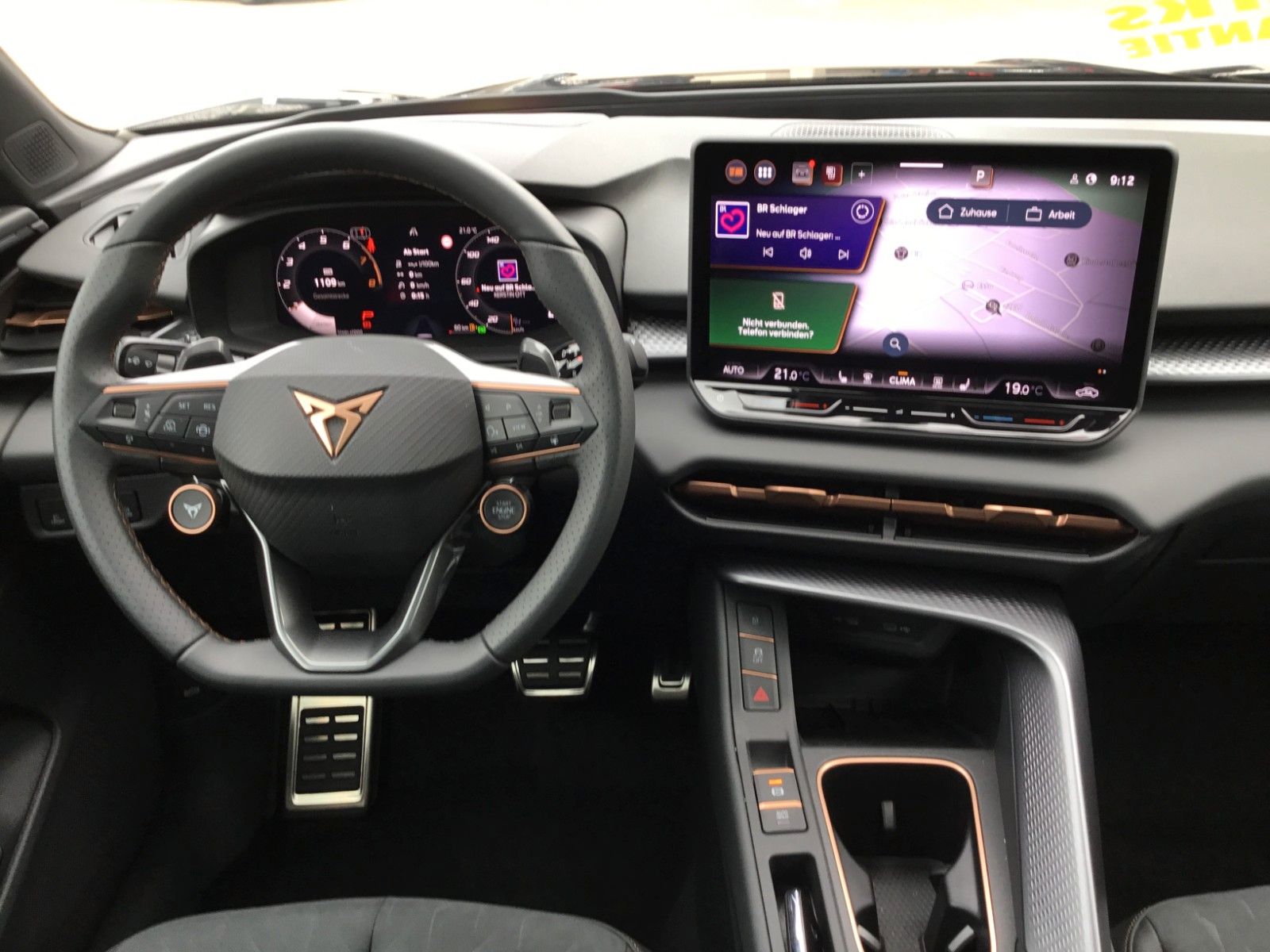 Fahrzeugabbildung CUPRA Terramar 2.0 TSI DSG 4Drive+Matrix+AHK+Pano+360°
