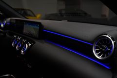 MERCEDES-BENZ A 200 d Limousine 4Matic*CAM*AMBIENTE*PANO*SOUND