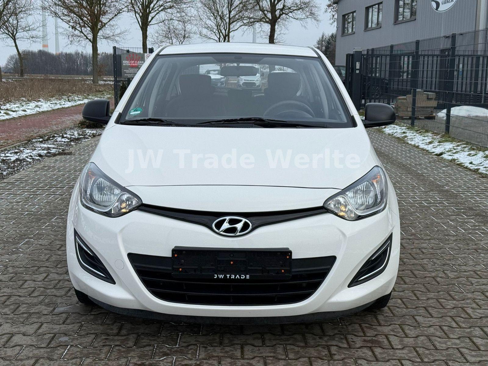 Hyundai i20 5 Star Edition Navi AppleCar Klima TÜV Neu