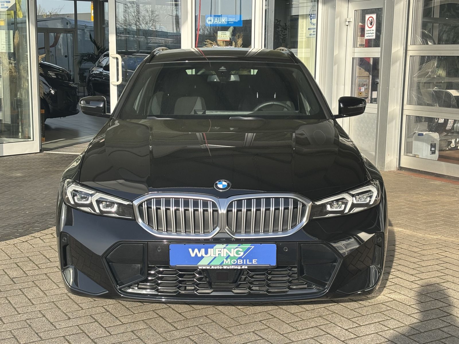 BMW 320 d xDrive M Sport ACC CAM NAVI HIFI DAB LED imagem 2