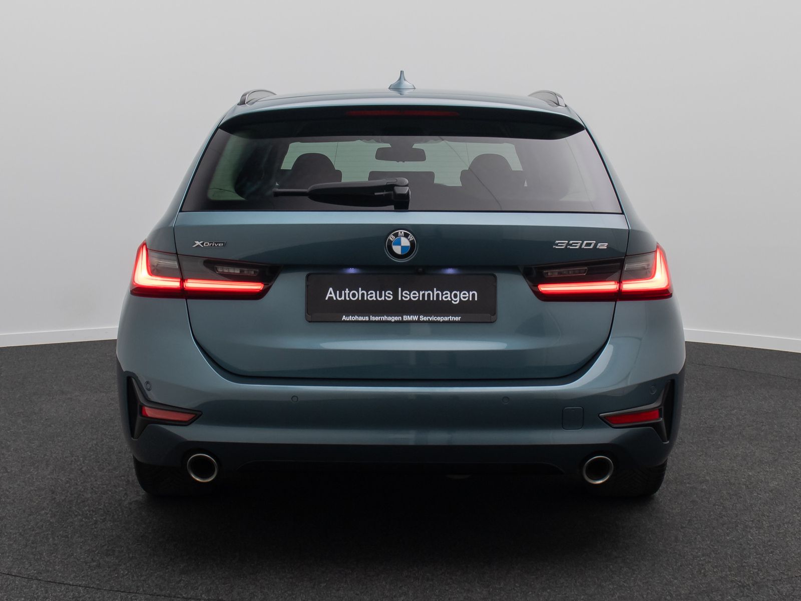 Fahrzeugabbildung BMW 330e xD SportLine Kamera DAB HiFi Stop&Go Komfor
