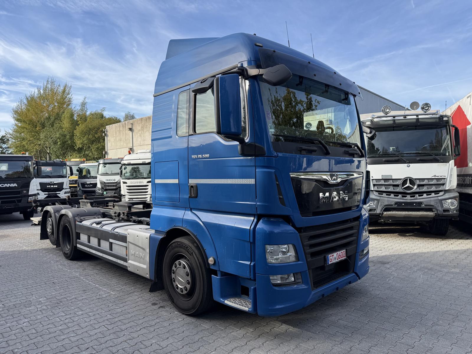 MAN TGX 26.500 6X2 BDF