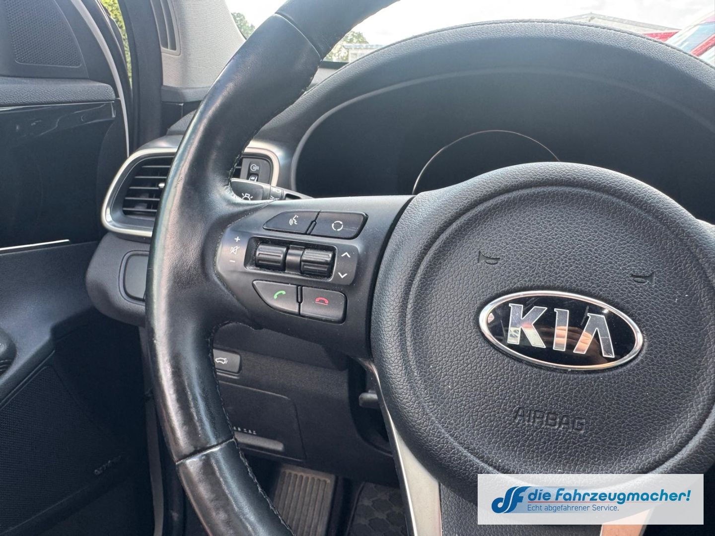Fahrzeugabbildung Kia Sorento Platinum Edition 4WD 7-Sitzer *MOTORSCHA