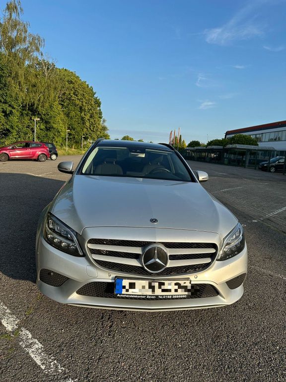 Image of Mercedes-Benz C 180
