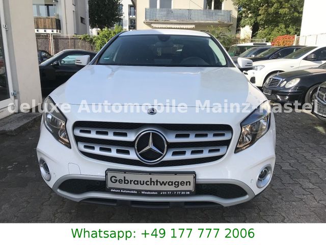 Mercedes-Benz GLA 220 4Matic*Automatik*Navigation*8x Alufelgen