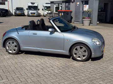 Daihatsu Copen 2004