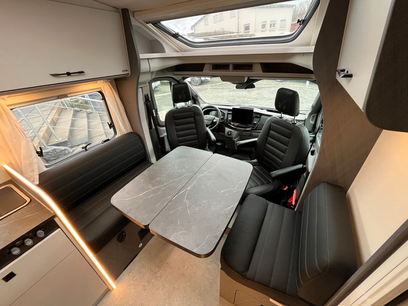 Fahrzeugabbildung Etrusco V 6.8 SCF *Automatik*iConic*Complete Selection*X