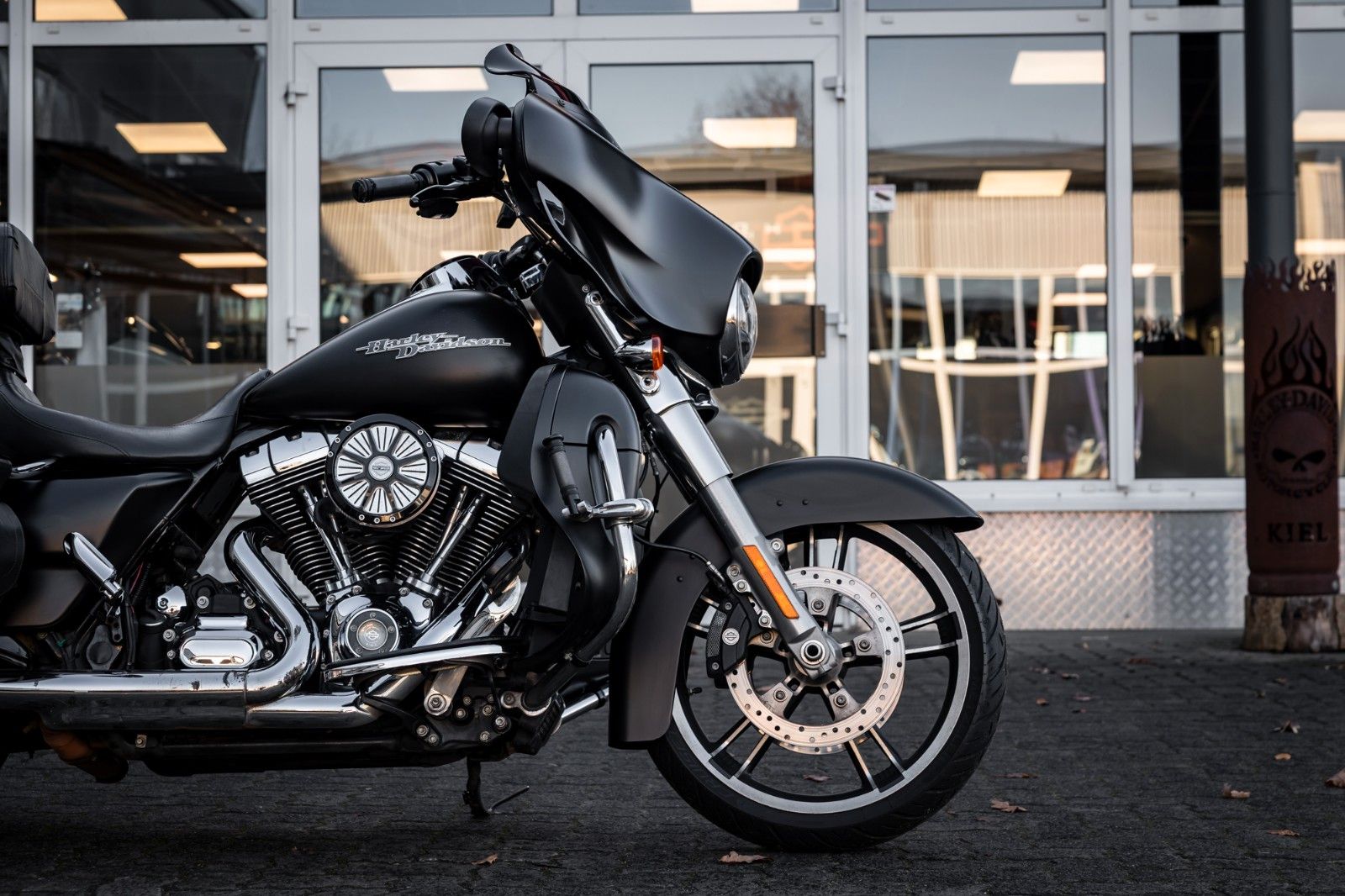 Fahrzeugabbildung Harley-Davidson FLHX Street Glide 103 CUI- KESSTECH -