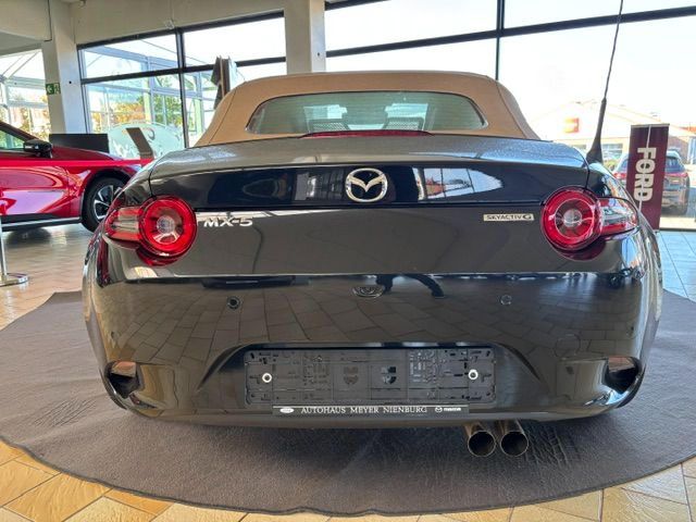 Mazda MX-5 2.0 Kazari Stoffverdeck MatrixBOSE