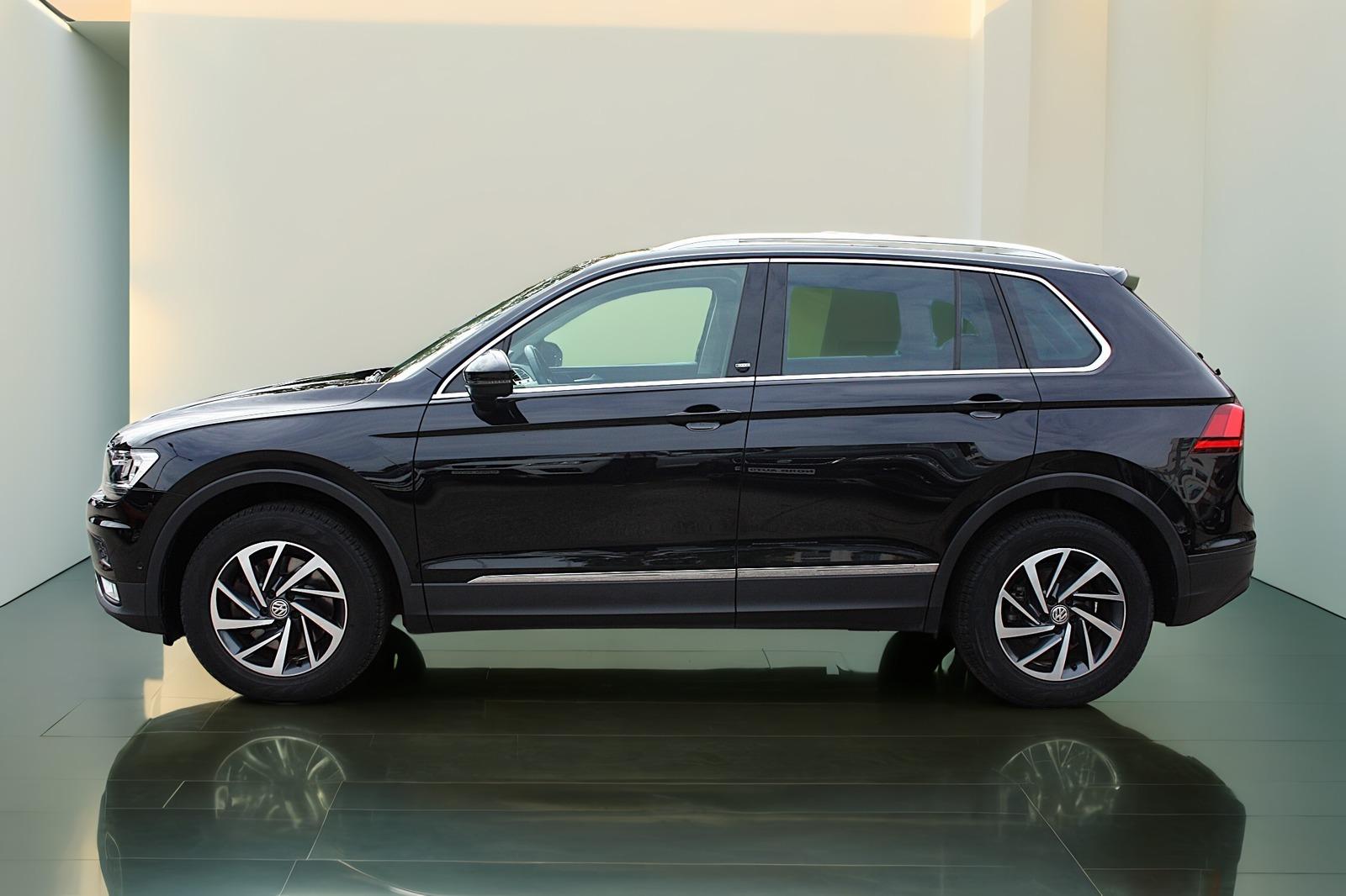 Volkswagen Tiguan 2.0TSi SOUND 4Motion Aut/Navi/Cam/LED/Ahk