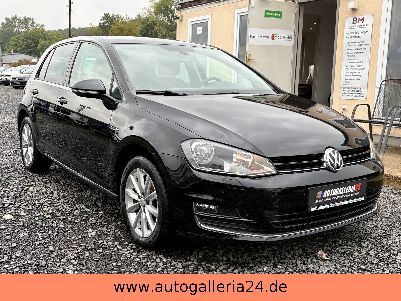 Fahrzeugabbildung Volkswagen Golf VII 1.6 TDI Lim. Lounge Navi Klima 2.HAND