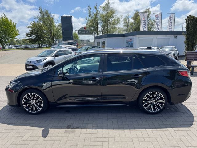 Toyota Corolla  Touring Sports Hybrid Team D