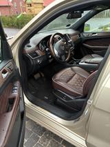 Mercedes-Benz ML 350 4MATIC BlueEFFICIENCY Edition 1  - Mercedes-Benz ML 350 mit Benzin-Antrieb: Automatik