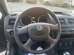 Fahrzeugabbildung Skoda Yeti Active Plus Edition DSG Automatik SCHECKHEF