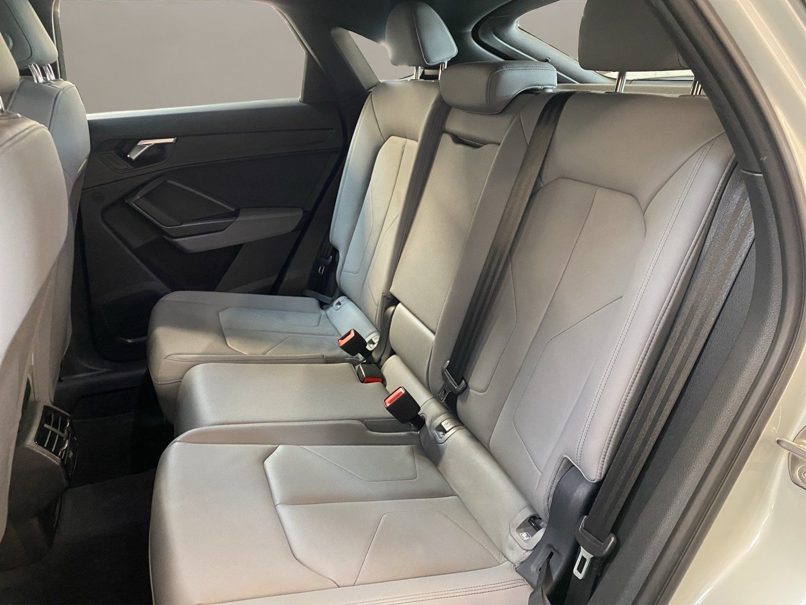 Audi Q3 Sportback 40 TDI quattro S-Line S-line LM foto 15