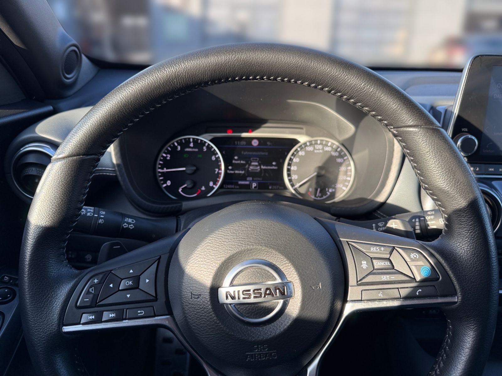 Fahrzeugabbildung Nissan Juke N-Connecta Automatik *WINTERPAKET*360°-KAME