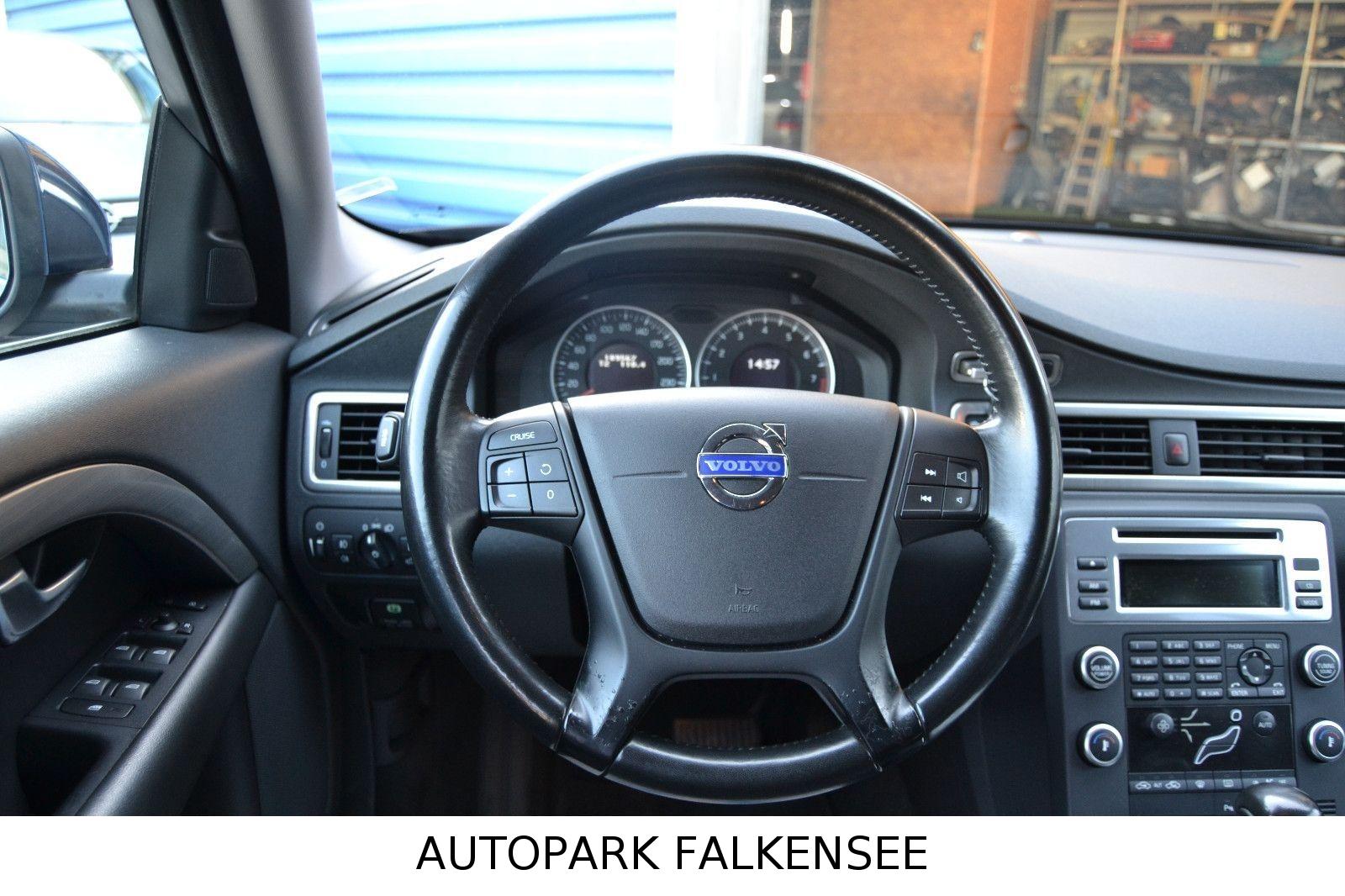 VOLVO V70 - 2.0T - 203 CV - BVA - HAYON ÉLECTRIQUE - TOIT OUVRANT