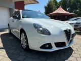Alfa Romeo Giulietta Turismo 1.HAND - Alfa Romeo in Freiburg