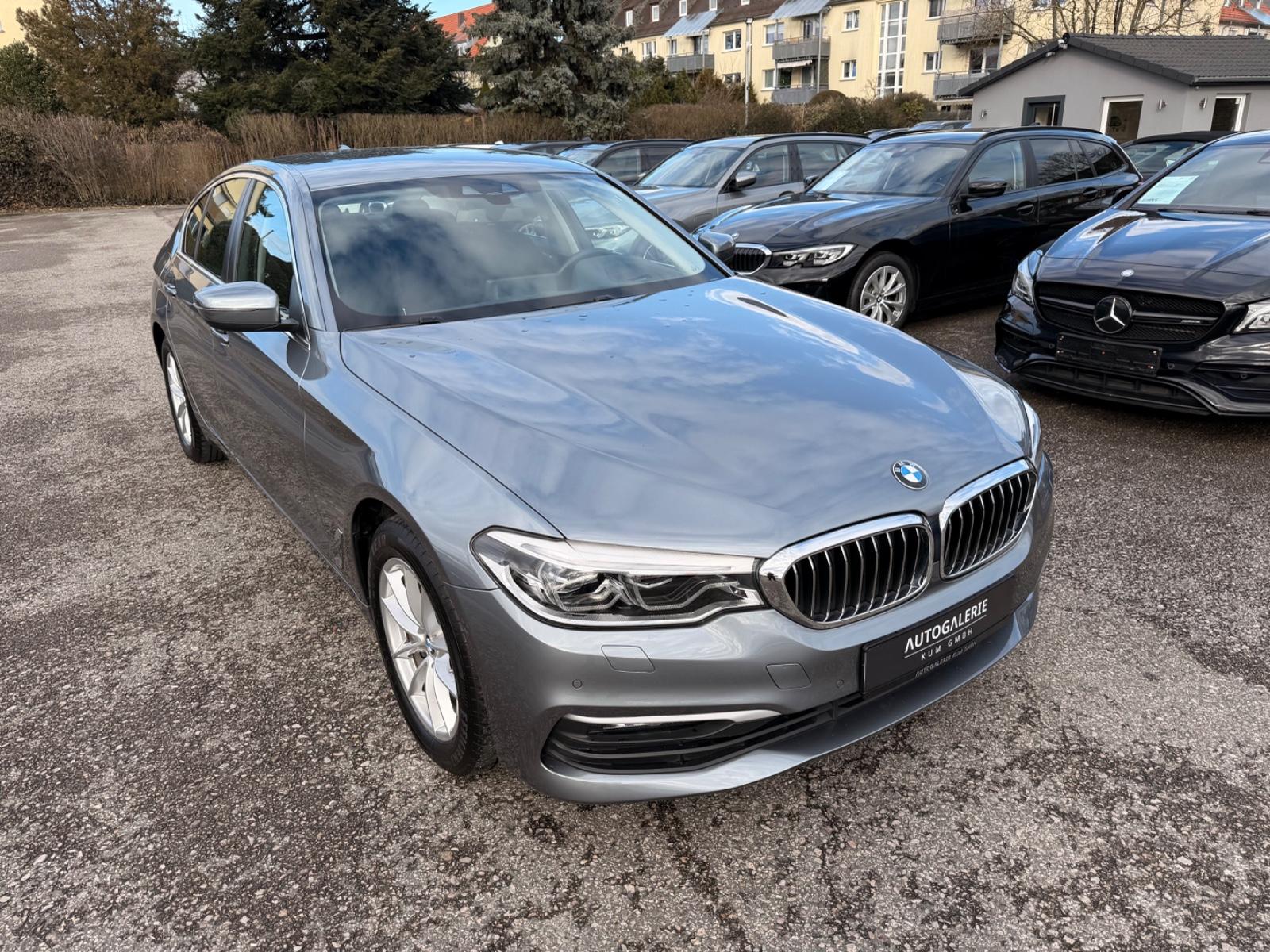 BMW 530e xDrive / LED / HUD / KAMERA / HIFI