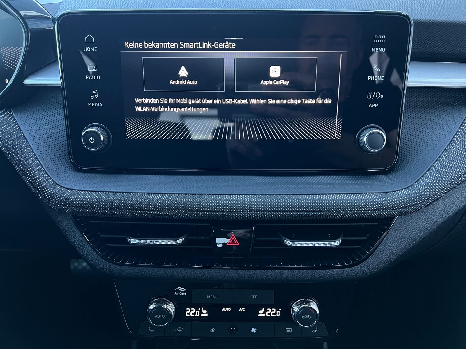 Fahrzeugabbildung SKODA Fabia Selection 1.0 TSI DSG *LED, KESSY, Rückfah
