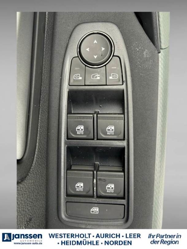 Fahrzeugabbildung Dacia Neuer Dacia Duster Extreme mild hybrid 140