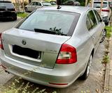 Skoda Octavia 1.8 TSI Elegance  - Skoda Octavia mit Benzin-Antrieb: Limousine, 1.8
