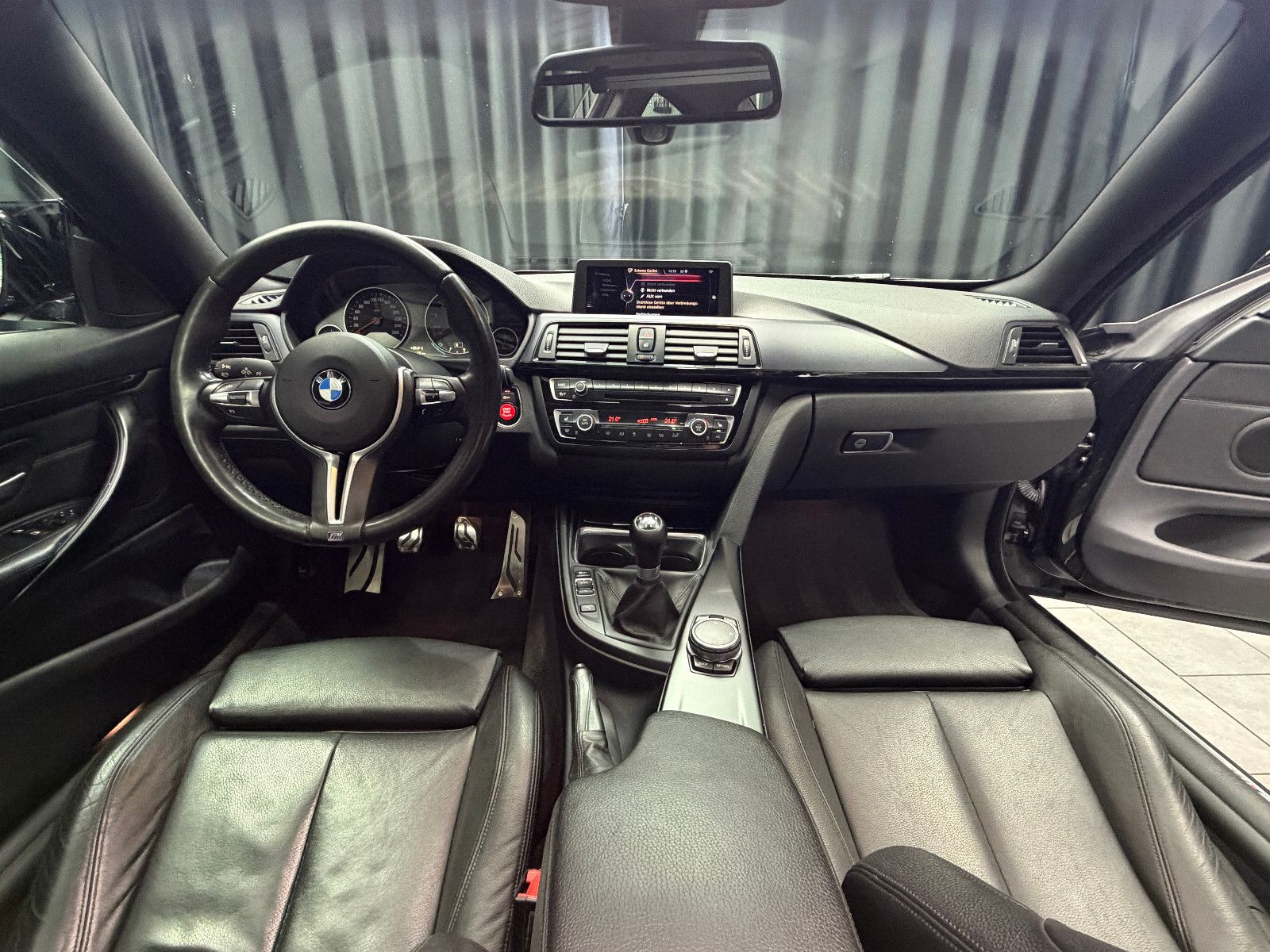 Fahrzeugabbildung BMW 435 i Coupe|SCHALTER|M-Performance|HIFI|LEDER