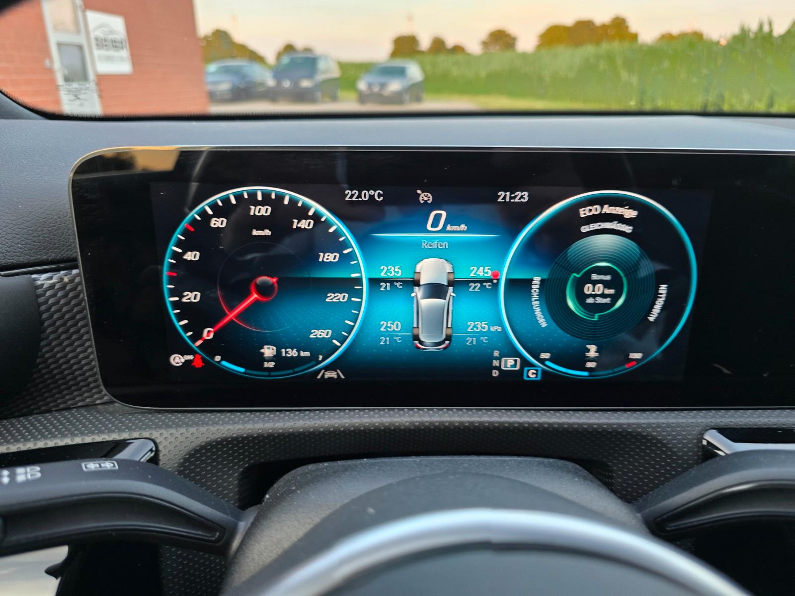 Mercedes-Benz A-Class Progressive LED Leder Kamera Alu 17 MBUX, миниатюра 26
