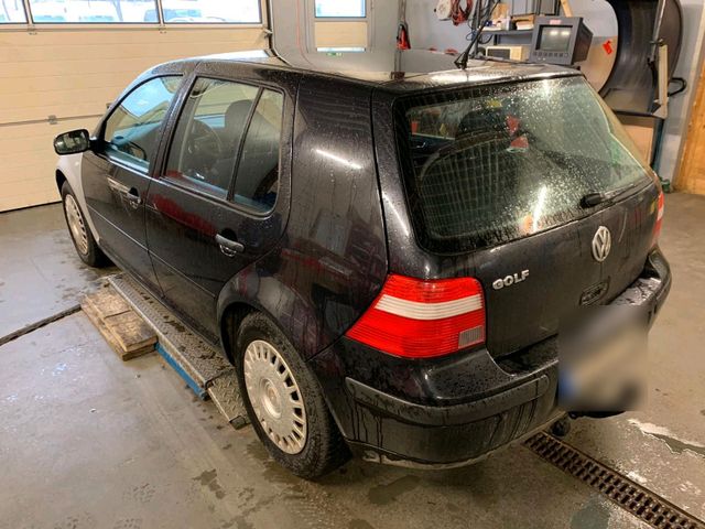 Volkswagen VW Golf IV 1.4 16V TÜV Neu