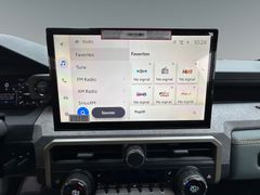 TOYOTA MY25 Tacoma Trailhunter *ON STOCK*